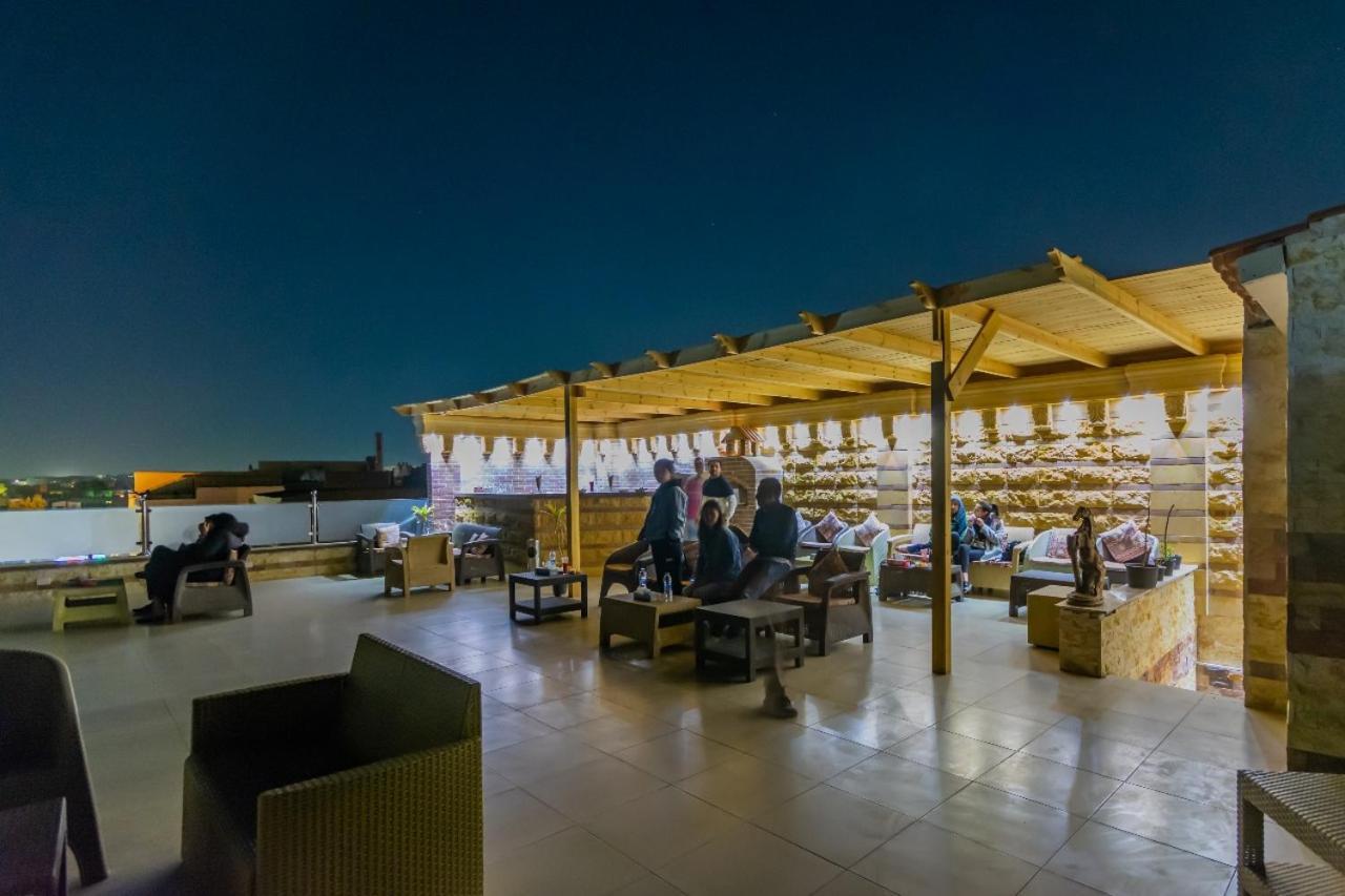 カイロ Pyramids Energy Bed & Breakfast エクステリア 写真